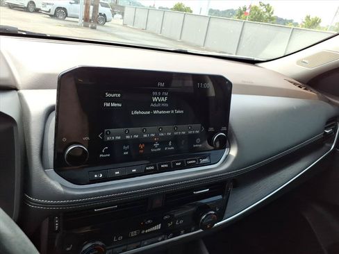 Used 2021 Nissan Rogue SL w/ Premium Package AWD/4WD image 19