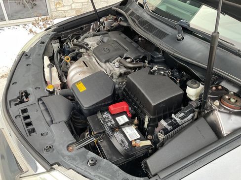 Used 2014 Toyota Camry LE image 45