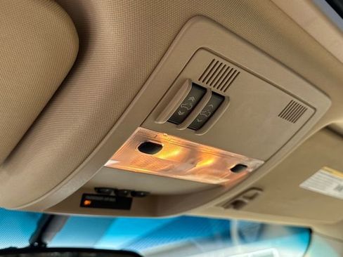 Used 2009 GMC Yukon SLT image 28