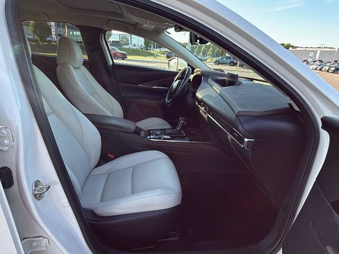 Used 2023 MAZDA CX-30 AWD 2.5 S w/ Premium Package image 17