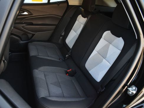 New 2026 Chevrolet Trax LS w/ LS Convenience Package image 11