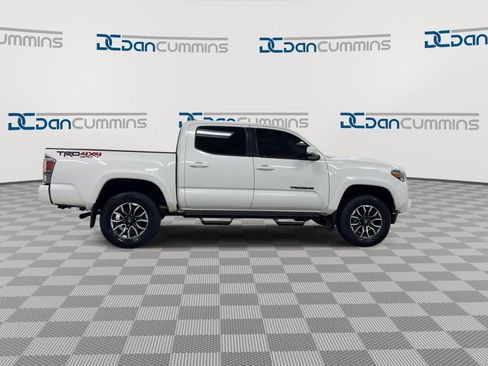 Used 2023 Toyota Tacoma TRD Sport AWD/4WD image 9