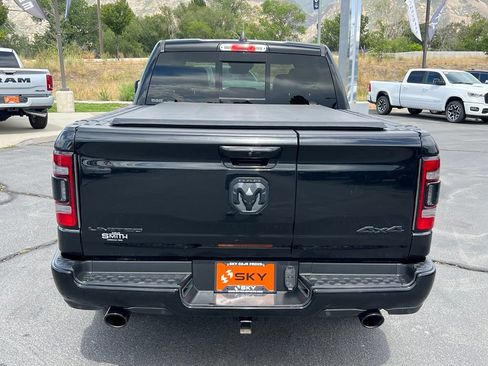 Used 2020 RAM 1500 Limited w/ Black Appearance Package AWD/4WD image 10