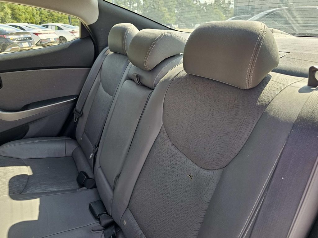 Used 2012 Hyundai Elantra Limited w/ Technology Pkg 5 FWD image 37