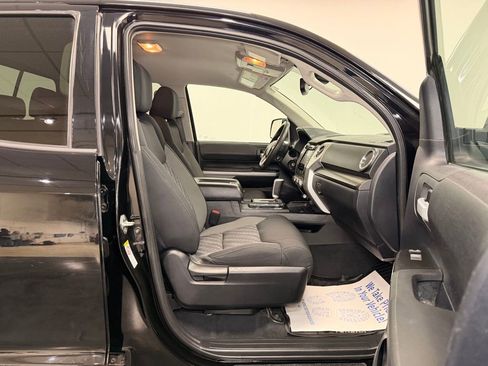 Used 2019 Toyota Tundra SR5 AWD/4WD image 11
