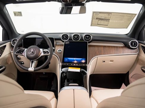 New 2026 Mercedes-Benz GLC 300 4MATIC image 10