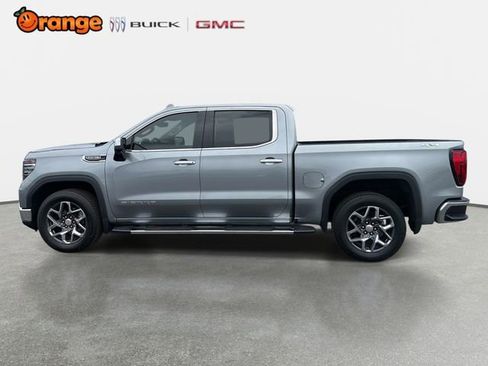 Used 2023 GMC Sierra 1500 SLT w/ SLT Premium Package AWD/4WD image 6
