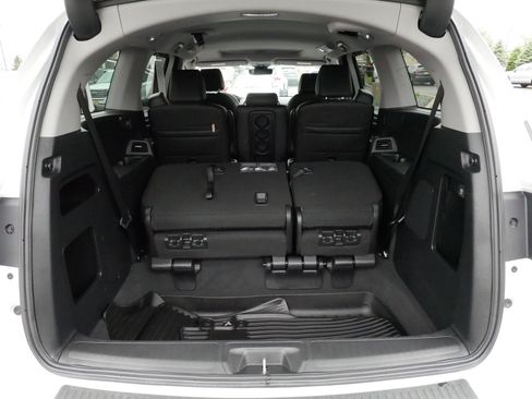 Used 2024 Honda Odyssey EX-L image 18