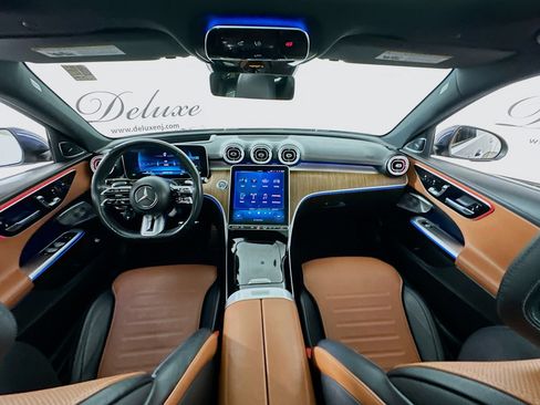 Used 2024 Mercedes-Benz C 43 AMG 4MATIC Sedan image 17