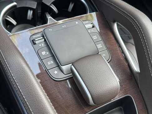 Used 2022 Mercedes-Benz GLE 350 4MATIC image 28