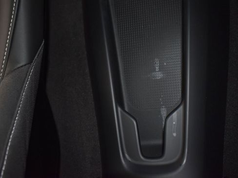 Used 2025 Chevrolet Corvette Stingray Coupe w/ 1LT image 24