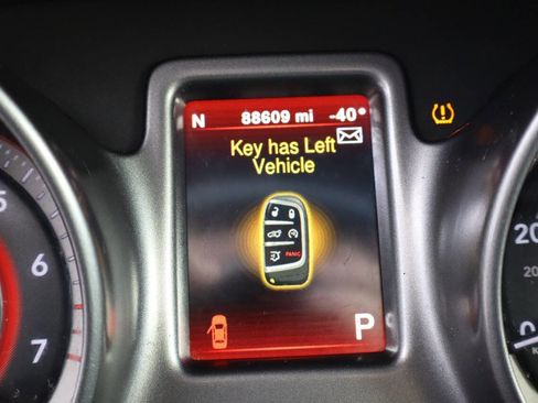 Used 2019 Dodge Journey Crossroad image 12