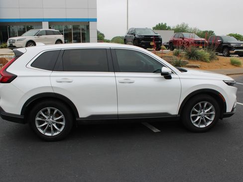 Used 2025 Honda CR-V EX-L image 9