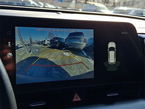 Certified 2023 Kia Sportage EX image 15