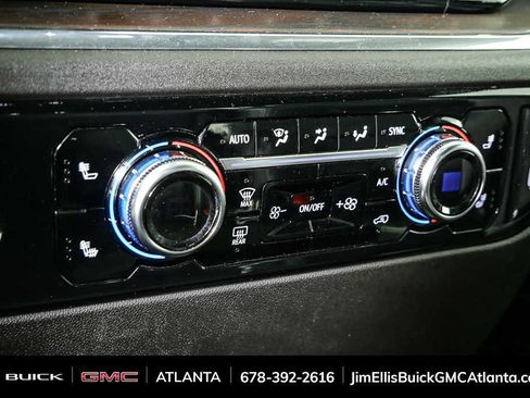 Used 2024 GMC Sierra 1500 SLT AWD/4WD image 15