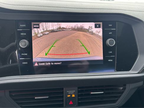 Used 2019 Volkswagen Jetta SEL Premium image 16