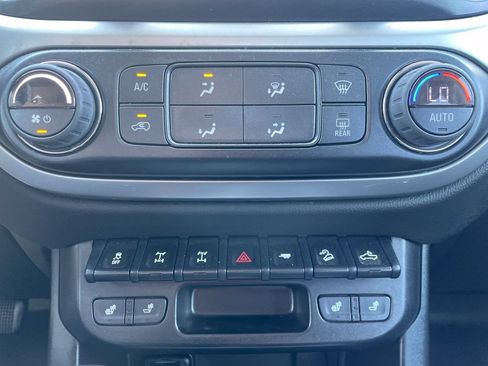 Used 2022 Chevrolet Colorado ZR2 AWD/4WD image 35