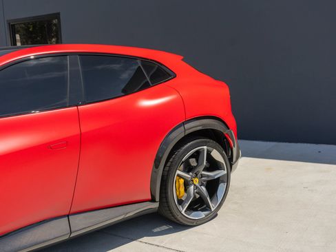 Used 2024 Ferrari Purosangue AWD/4WD image 19