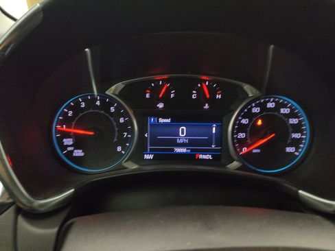 Used 2019 Chevrolet Equinox LT FWD image 23