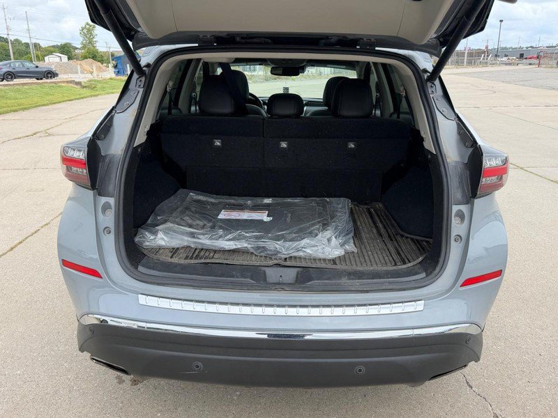 Used 2023 Nissan Murano Platinum w/ Cargo Package AWD/4WD image 5