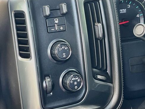 Used 2019 Chevrolet Silverado 2500 LT w/ LT Convenience Package AWD/4WD image 10