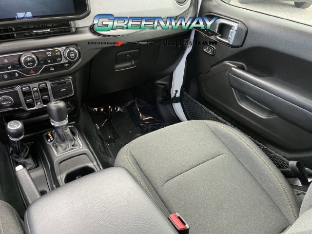 Used 2024 Jeep Wrangler Unlimited Sport AWD/4WD image 15