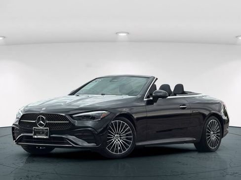Used 2026 Mercedes-Benz CLE 300 4MATIC Cabriolet image 2