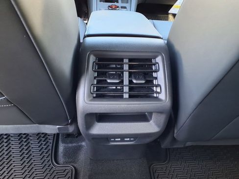 New 2026 Volkswagen Tiguan SE R-Line image 49