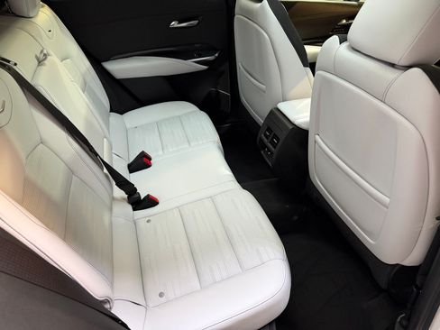 Certified 2024 Cadillac XT4 Sport FWD image 46