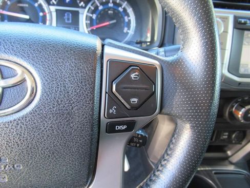 Used 2016 Toyota 4Runner SR5 image 18