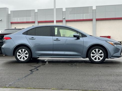 New 2026 Toyota Corolla LE image 3