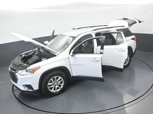 Used 2020 Chevrolet Traverse LT FWD image 66