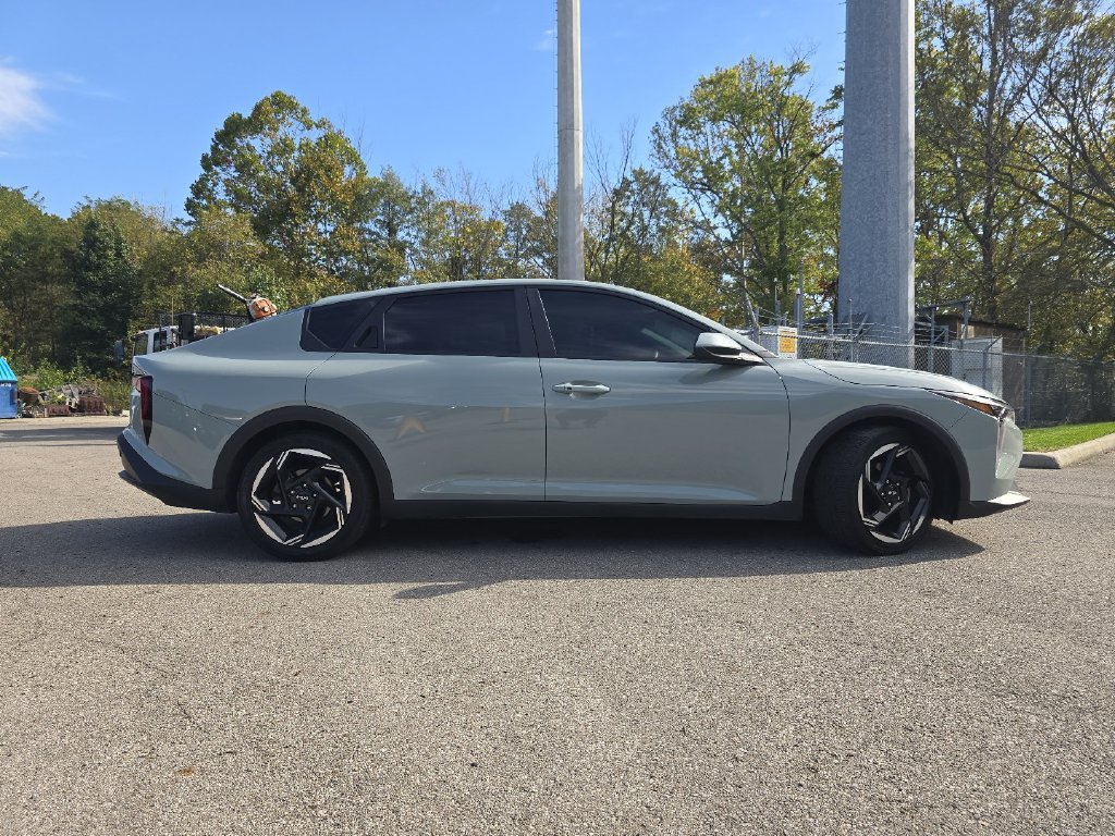 Used 2025 Kia K4 EX FWD image 15