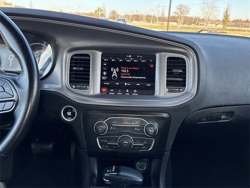 Used 2023 Dodge Charger SXT image 31