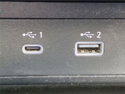 Used 2024 Mitsubishi Outlander SE image 22