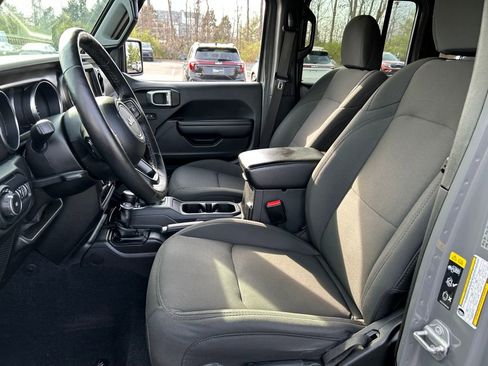 Used 2021 Jeep Wrangler Unlimited Sport image 20