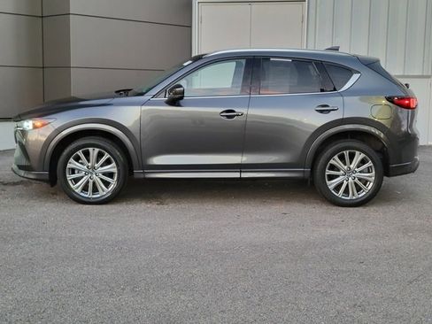 Used 2023 MAZDA CX-5 Signature image 2