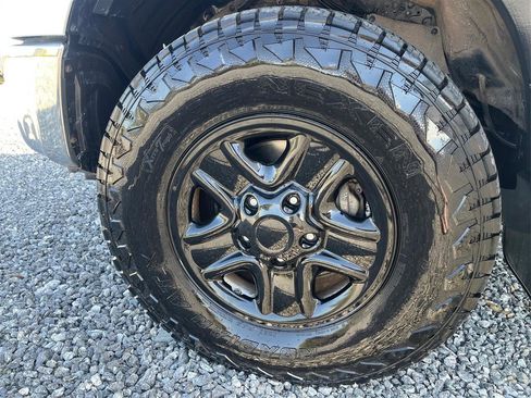 Used 2018 Toyota Tundra SR5 image 18