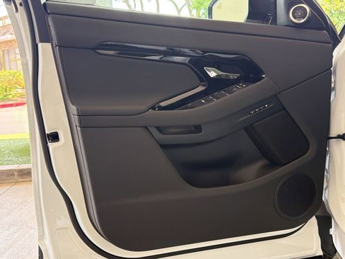 New 2026 Land Rover Range Rover Evoque S AWD/4WD image 21