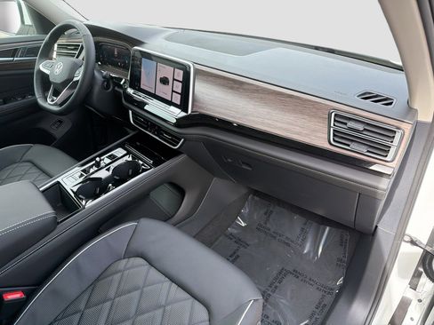 New 2026 Volkswagen Atlas SEL Premium R-Line AWD/4WD image 13