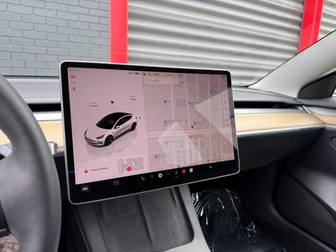 Used 2023 Tesla Model 3 Standard Range RWD image 25