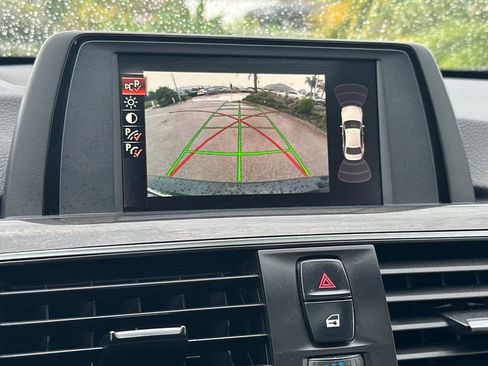 Used 2017 BMW 330i Sedan image 17