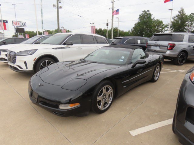 Used 1999 Chevrolet Corvette Convertible w/ Memory Pkg RWD image 2