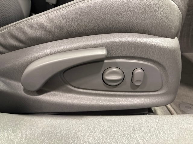 Used 2018 Chevrolet Impala LT w/ LT Convenience Package FWD image 41