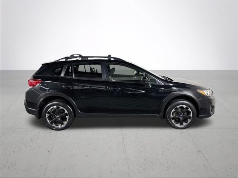 Used 2022 Subaru Crosstrek 2.0i Premium w/ Moonroof Package AWD/4WD image 5