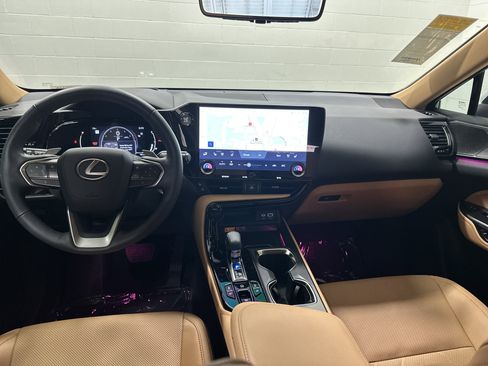 Used 2025 Lexus NX 350 AWD w/ Luxury Package image 29