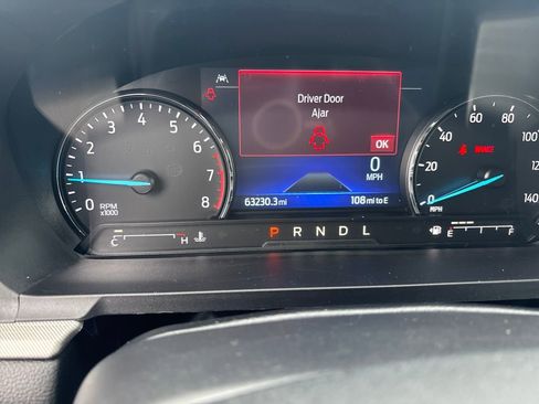 Used 2022 Ford Explorer XLT w/ Equipment Group 202A image 20