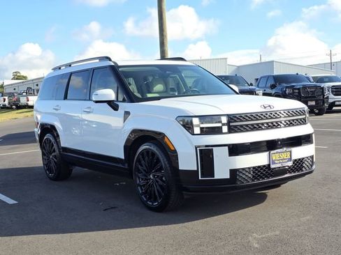 Used 2025 Hyundai Santa Fe Calligraphy image 3