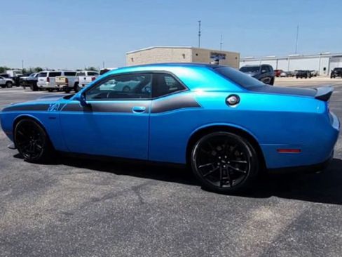 Used 2023 Dodge Challenger R/T Scat Pack w/ T/A Package image 6