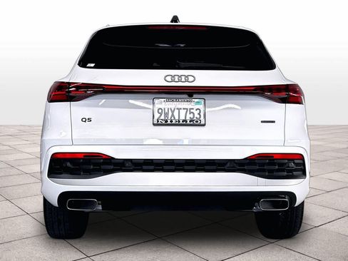 Used 2025 Audi Q5 Premium AWD/4WD image 7